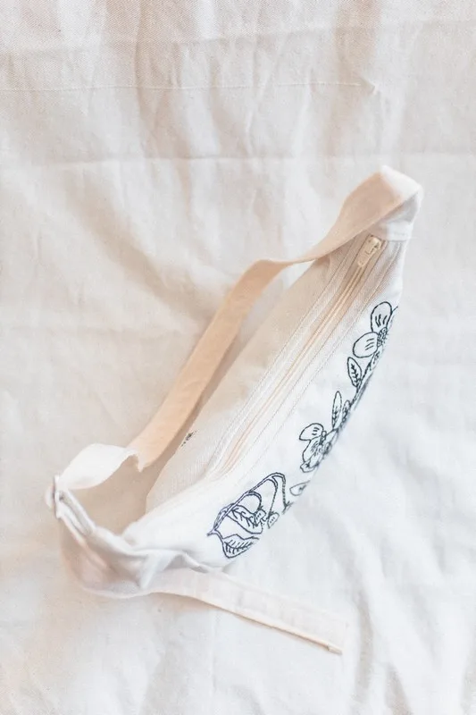 Flowers for spring crescent moonbag - Image 6