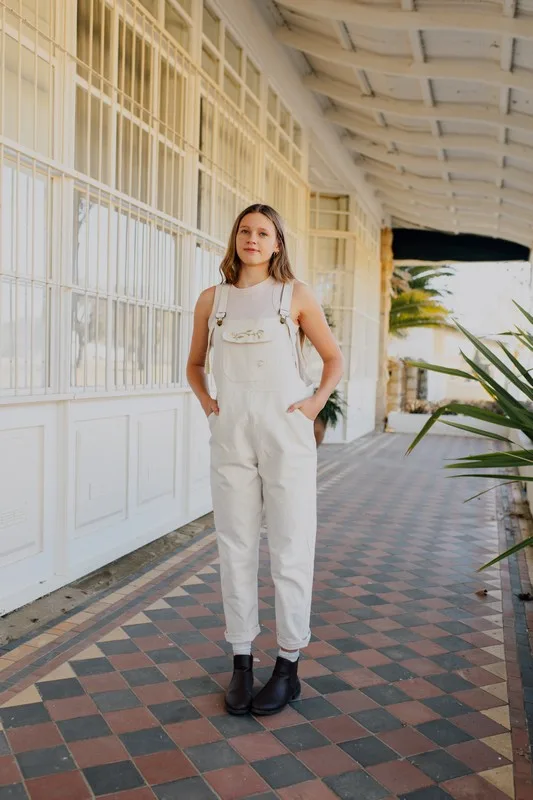 Flower dungaree // Size 10 - Image 6