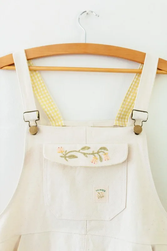 Flower dungaree // Size 10 - Image 9