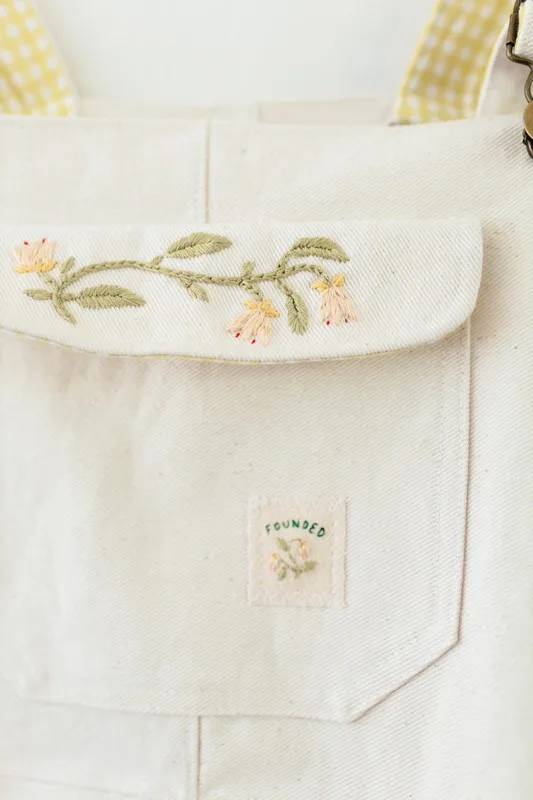 Flower dungaree // Size 10 - Image 10